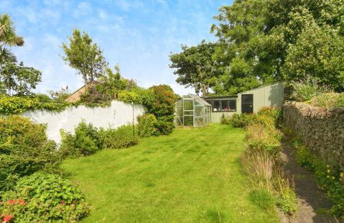 Llys Owain comfortable Cottage - Pass the Keys - Photo 10