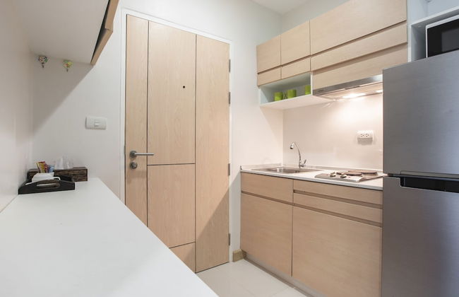 Happy Place Condo - Photo 6