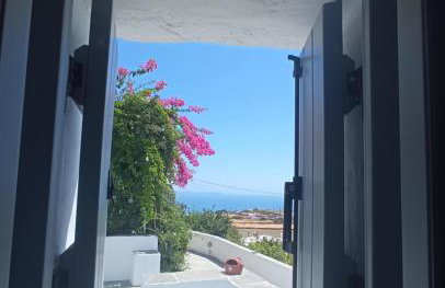 Θέα - Thea - Foto 1