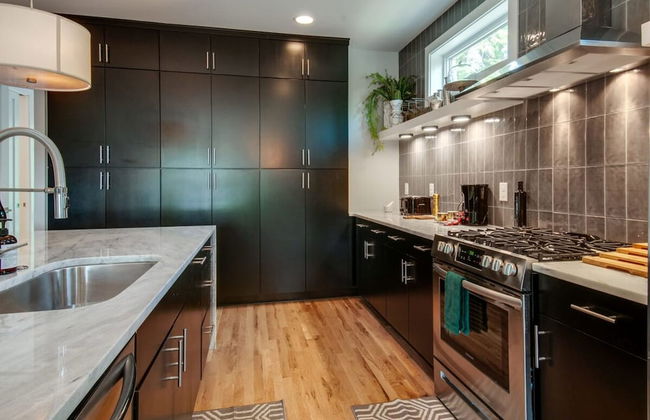 Large Group Lux 3mi Downtown - Rooftop City Views - Photo 26