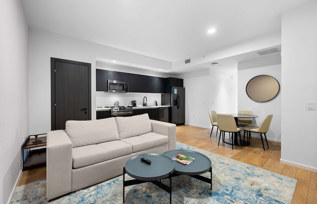 Apt with Stunning View at Downtown Miami - Photo 14