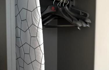 Ático con Terraza Privada en Granada Centro Parking Gratis - Foto 19