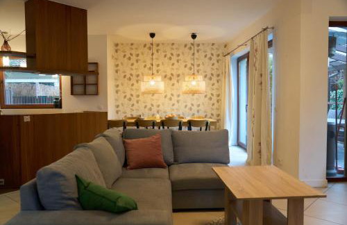 Bright 4 bedroom House with living room and work place Warsaw - Foto 15