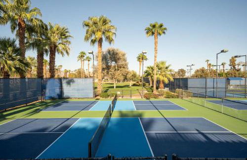 NEW Sunset Palms, AC Gameroom, Pool, Spa, EV charger - Foto 68