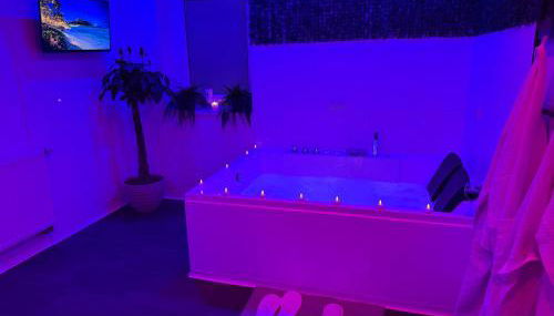 Wood Spa Wellness Suite mit Whirlpool & Sauna nahe Göttingen - Foto 2