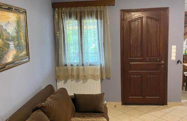 Giannis home - Photo 2