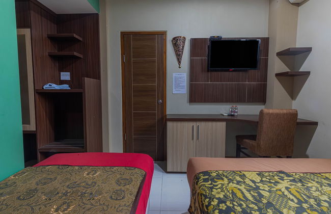 Hotel D'Madinah Inn - Gentan - Foto 20