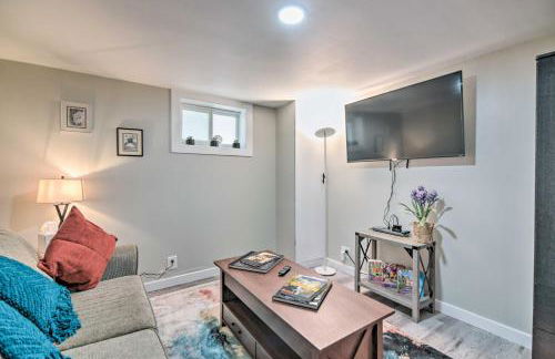 Fresh Downtown Longmont Apartment - Walk to Main! - Foto 1