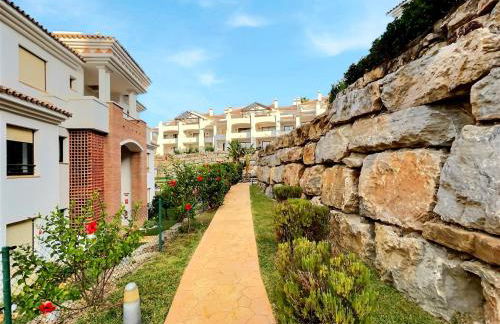 Superb 3-bed penthouse minutes drive to the beach - Foto 32