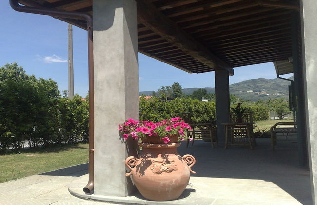 Villa In Lucca Placed in a Residential Area, all Services Nearby - Foto 16