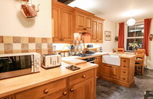 Woodbine Cottage - Photo 8