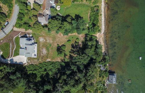 15526 - Luxurious Waterfront Home with Incredible Entertainment Space Secluded on Pleasant Bay - Foto 43