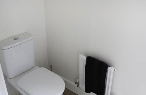 Large 3-Bed House VAT Invoices & Parking - Ideal for Contractors - Foto 18