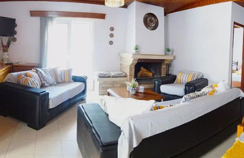 Irene's Apartment In Salakos - Foto 41