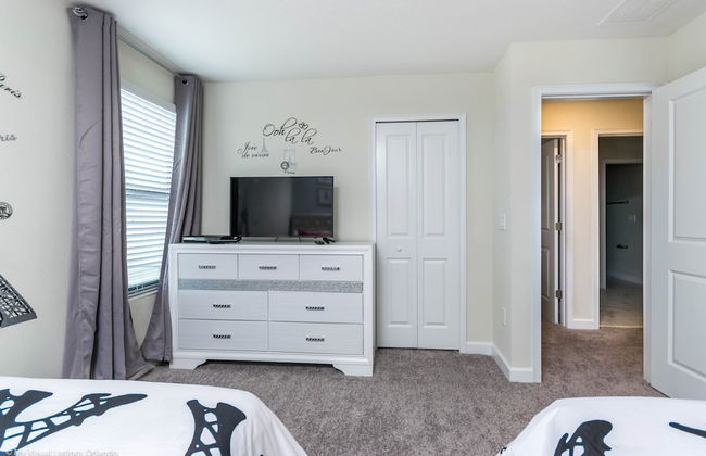 8 BR Villa With Games Room - Photo 17