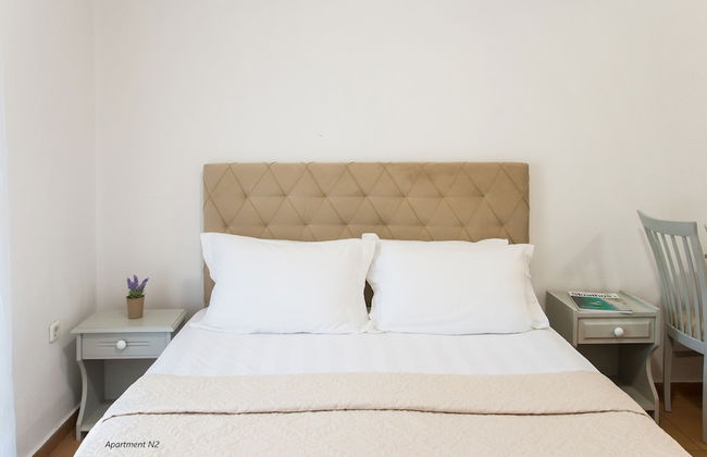 A & A Apartments - Photo 22