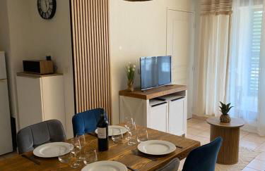 Escapade Uzétienne Cœur de ville et Parking - Foto 10