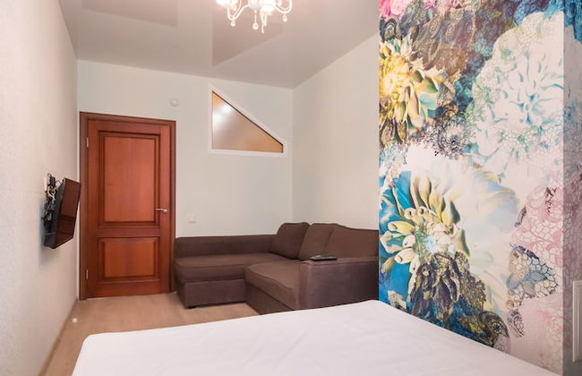 Clever House Apartments - Photo 6