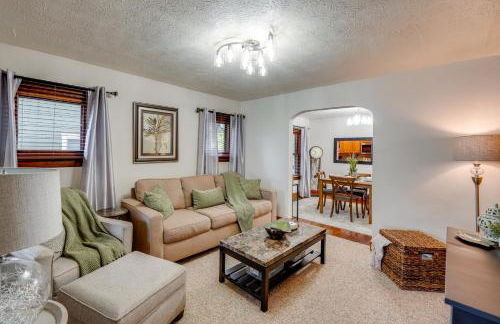 1 Mi to Akron Zoo Ranch-Style Home with Yard! - Foto 5