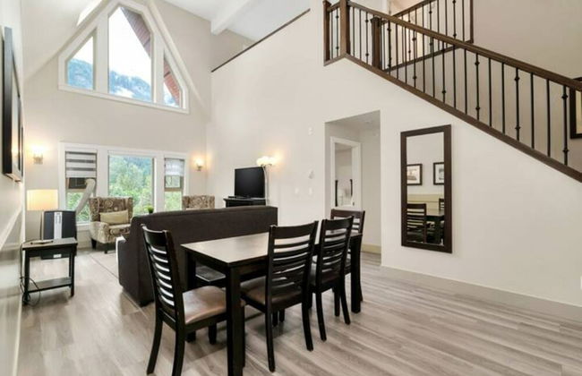 Modern 4BR Penthouse With Lake Views - Foto 8