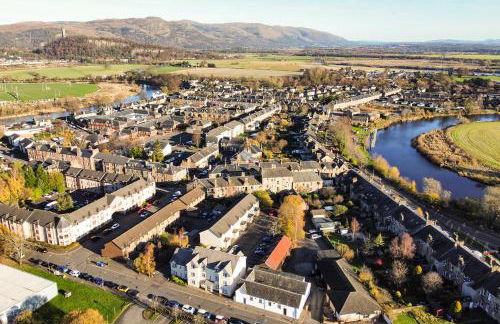 Riverside Rest 2 - 2 Bath, 2 Bedroom Apartment - Free Onsite Parking - Photo 24