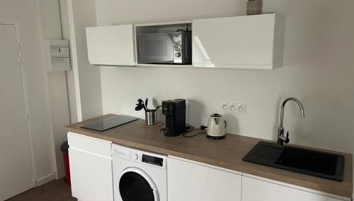 Studio 403 - Hyper Centre - Intégralement rénové - Toutes commodités à pied - Foto 3, stove