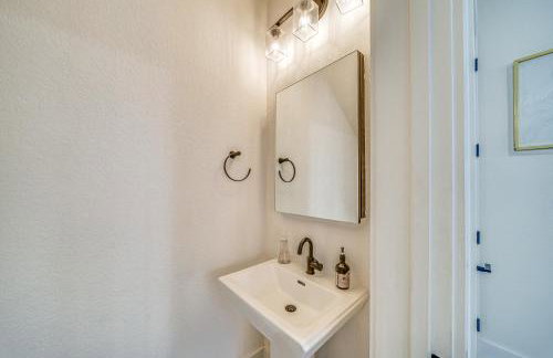 Upscale San Antonio Condo with Rooftop Patio - Foto 11