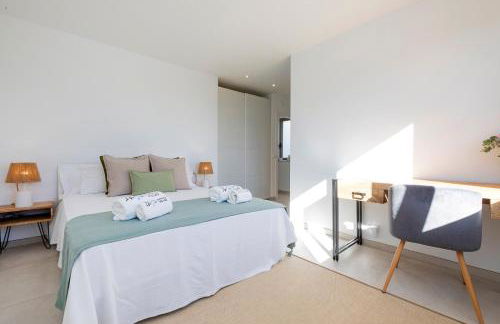 Villa Near Ibiza Town sleeps 10 - Foto 34