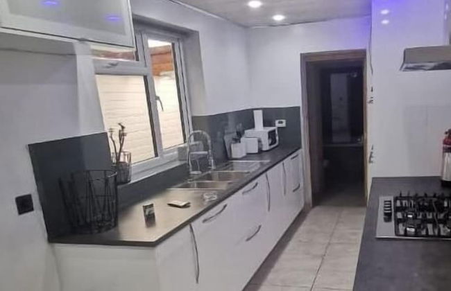 Charming 5-bed House in Birmingham - Foto 21