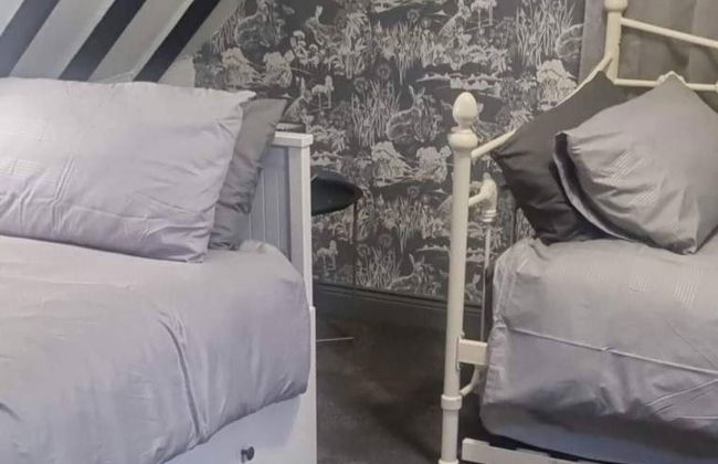 Angela's Hideaway - 2 Beds - Hot Tub - Sauna - Foto 5