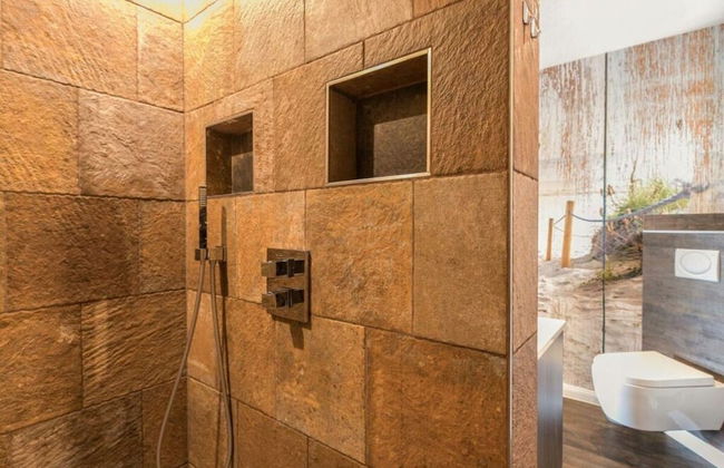 Wooden Holiday Home With a View of the Dike - Foto 4