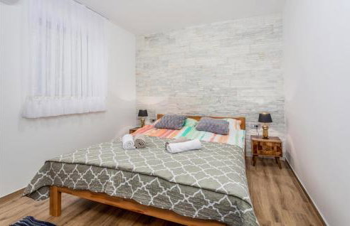 Stunning Home In Muraj With Kitchen - Photo 8