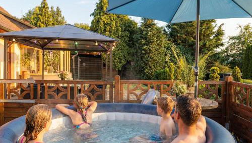 Wellnessparadies mit Sauna und Whirlpool - Foto 2