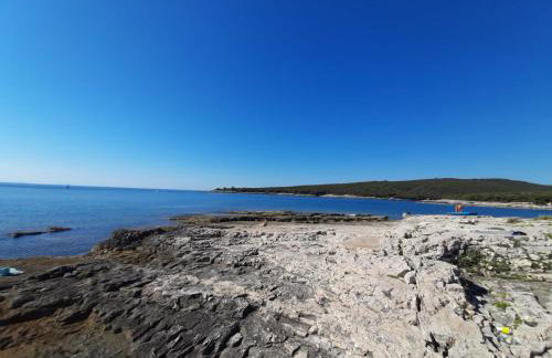 Apartments Unija Duga Uvala - Photo 10