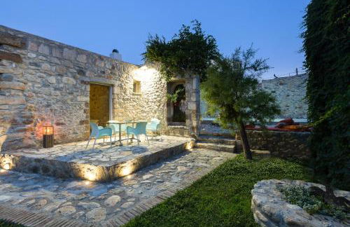 Muazzo Creta Stone House, Nature Escape with Pool, By ThinkVilla - Foto 14