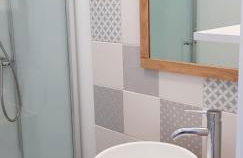 La maison Virginie appartements de 1 à 5 pers cosy central parking gratuit linge fibre proximité port lac canal piscine - Photo 18