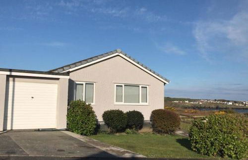 Coastal bungalow, sleeps 5 and ideal for walkers - Photo 27