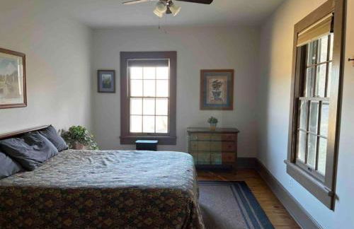 Inviting Cottage Rental on a Private Farm in Rileyville, Virginia - Photo 30