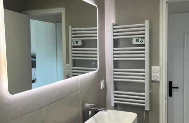 Superbe 3 chambres proche lyon et eurexpo parking - Foto 2