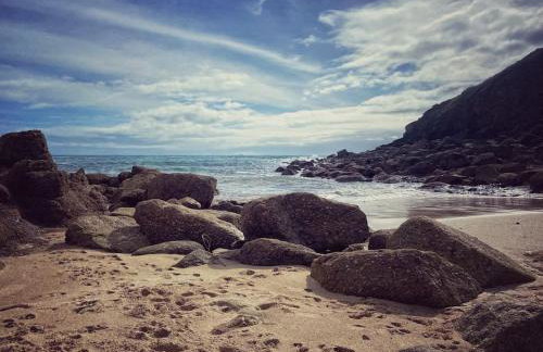 4 Coastguard Cottages - Porthgwarra - Photo 19