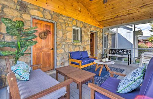 Screened Porch The Rock Cottage in Hot Springs - Foto 23
