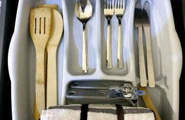 Southsea 2nd Floor Studio Apartment, Free Private Parking - Foto 18