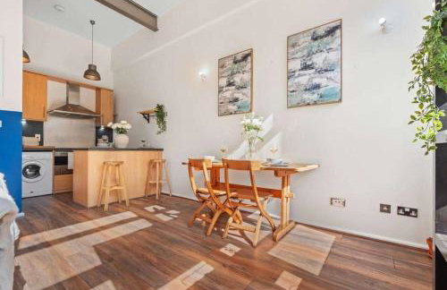 Stylish Jewellery Quarter Apartment with Terrace and Free Parking - Foto 23