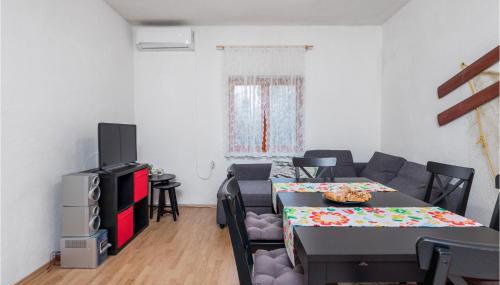 Pet Friendly Home In Sveti Juraj - Foto 3