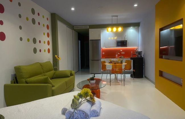 LaHola Glam Suites - Photo 17