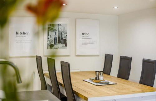 3 Bed in Whaley Bridge oc-h31967 - Photo 7