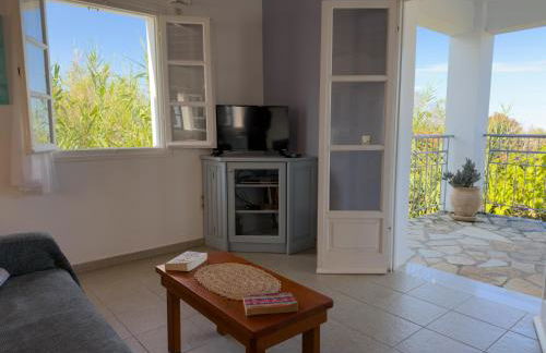 Artemis Villa - Photo 9