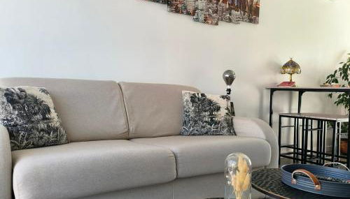 Joli gîte indépendant 2 à 4 personnes, au calme, serviettes & draps fournis, wifi, climatisation, parking gratuit - Foto 3