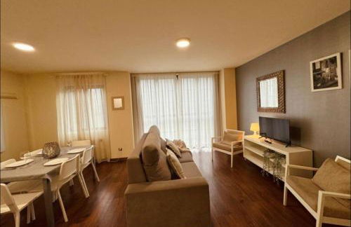 CASA PIXURRI en Lanuza compuesta de 5 apartamentos turísticos en casona pirenaica, a 10 minutos de las ESTACIONES de ESQUÍ de FORMIGAL-PANTICOSA - Foto 47