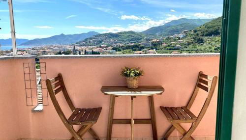 Luminoso Bilocale con Balcone a Borgio Verezzi - Photo 1